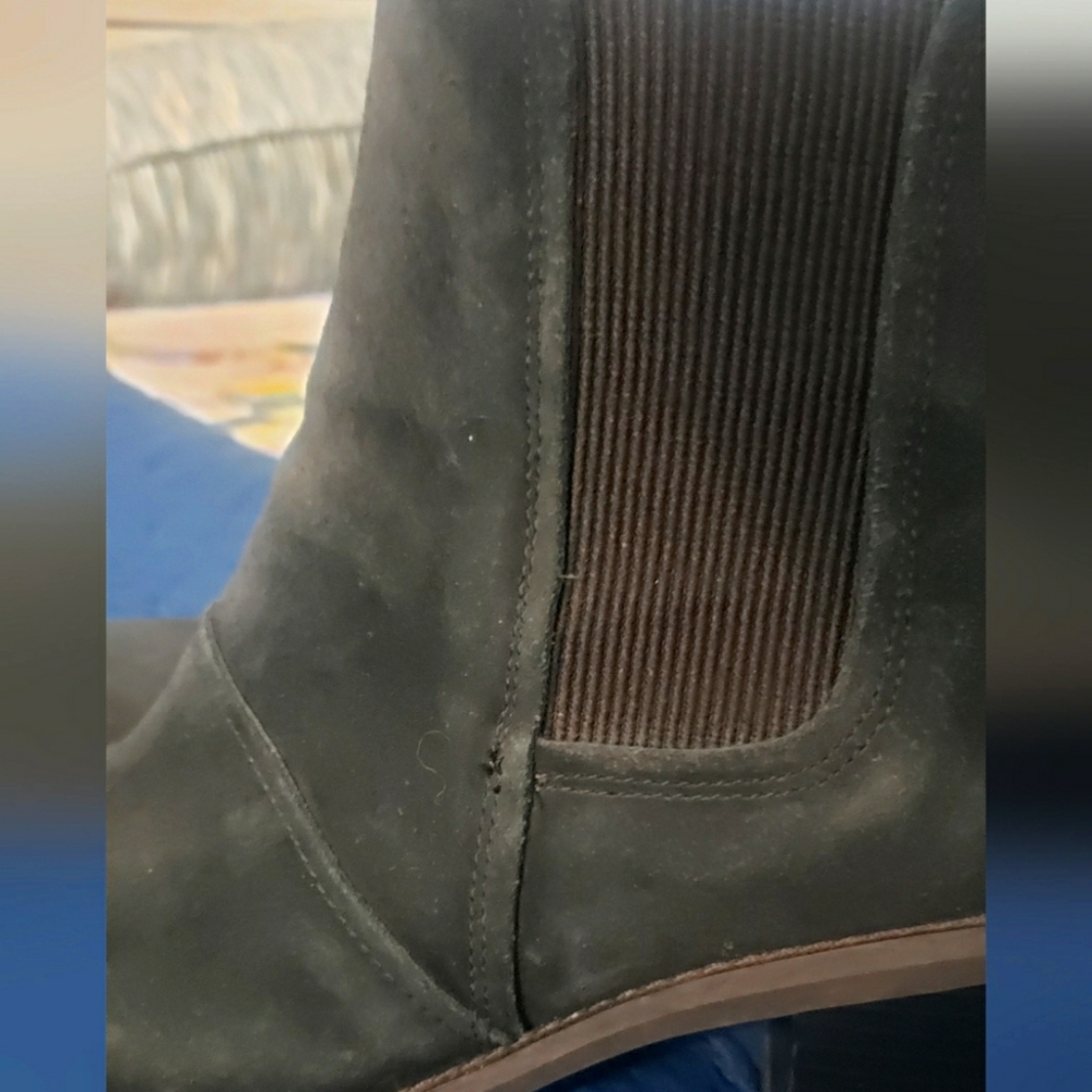 UGG Hazel Boots Size 9 like new